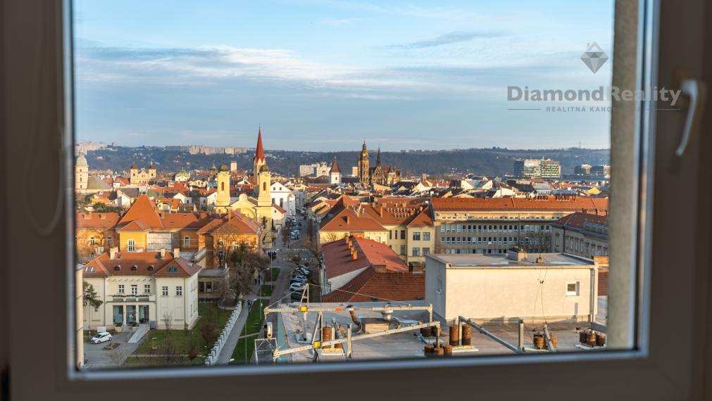 NOVÁ REKONŠTRUKCIA | 3 IZBOVÝ BYT S LOGGIOU S NÁBYTKOM V CENE | ŠKULTÉTYHO UL. | KOŠICE - STARÉ MESTO