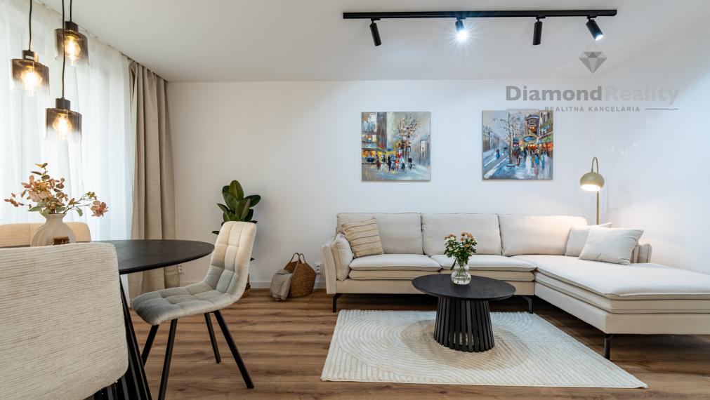 3 IZBOVÝ BYT S LOGGIOU S NÁBYTKOM V CENE | ŠKULTÉTYHO UL. | KOŠICE - STARÉ MESTO