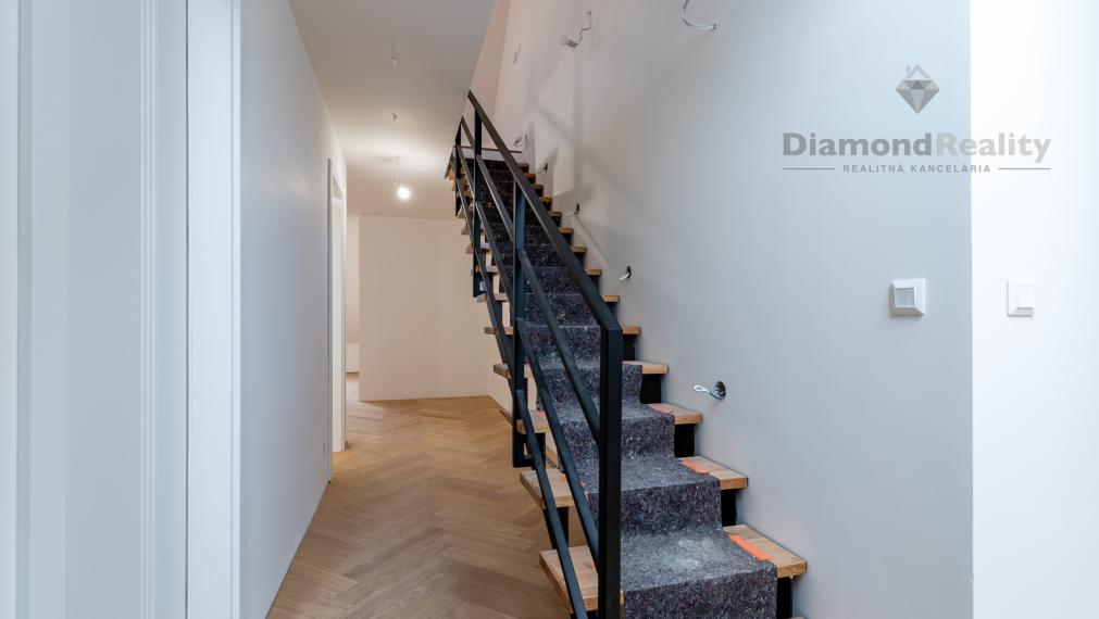 REZIDENCIA MOYZESOVA | 3 IZBOVÝ MEZONET DOKONČENÝ V ŠTANDARDE | 119m² | KOŠICE - STARÉ MESTO