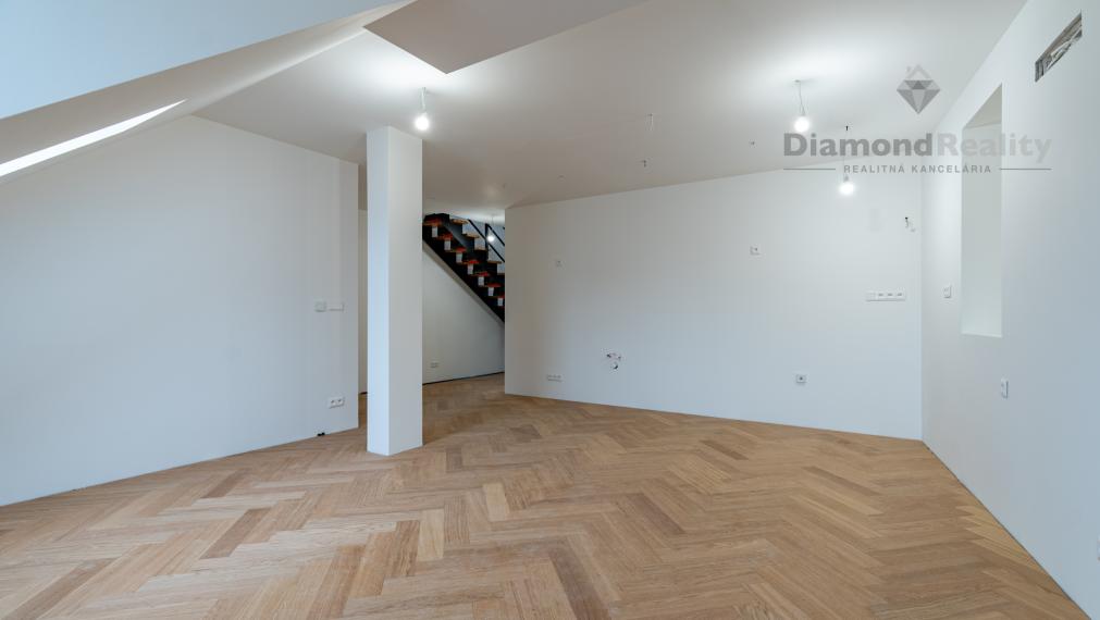 REZIDENCIA MOYZESOVA | 3 IZBOVÝ MEZONET DOKONČENÝ V ŠTANDARDE | 119m² | KOŠICE - STARÉ MESTO