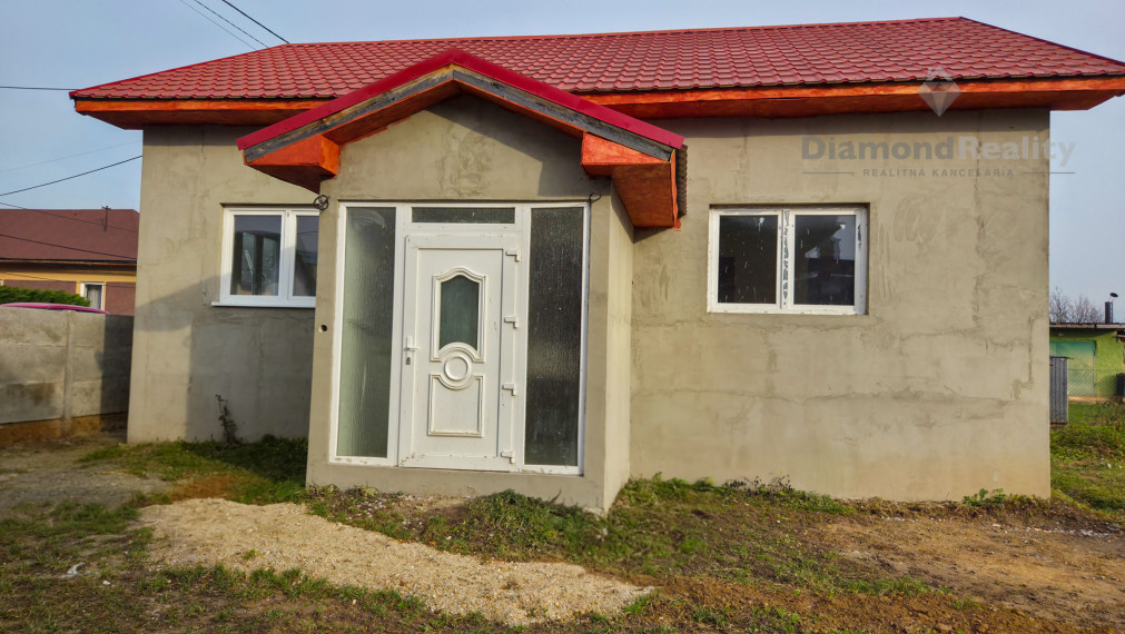 ZNÍŽENÁ CENA | NA PREDAJ ZREKONŠTRUOVANÝ RODINNÝ DOM