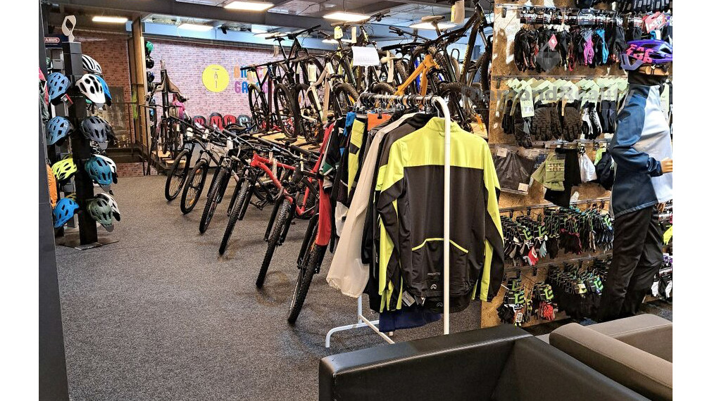 NA PREDAJ BUDOVA NA INVESTÍCIU / PODNIKANIE, BLÍZKO CENTRA