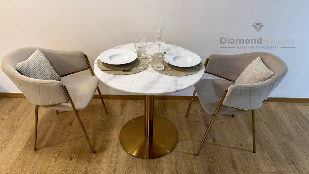 NA PREDAJ 2 IZBOVÝ BYT REZIDENCIA ALBELLI 135m² PREDZÁHRADKA