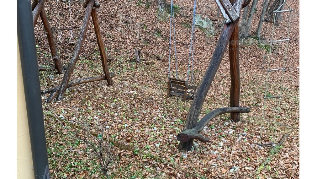 Na predaj ,Krásna murovaná chata ,Ružín