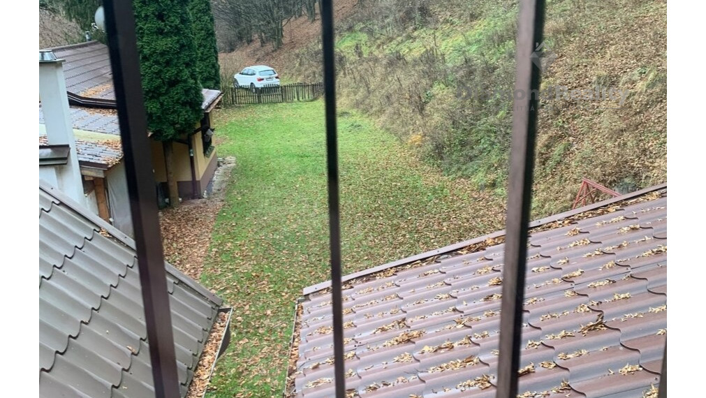 Na predaj ,Krásna murovaná chata ,Ružín