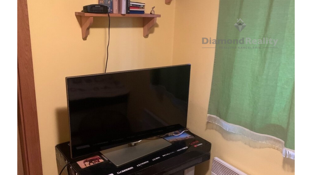 Na predaj ,Krásna murovaná chata ,Ružín