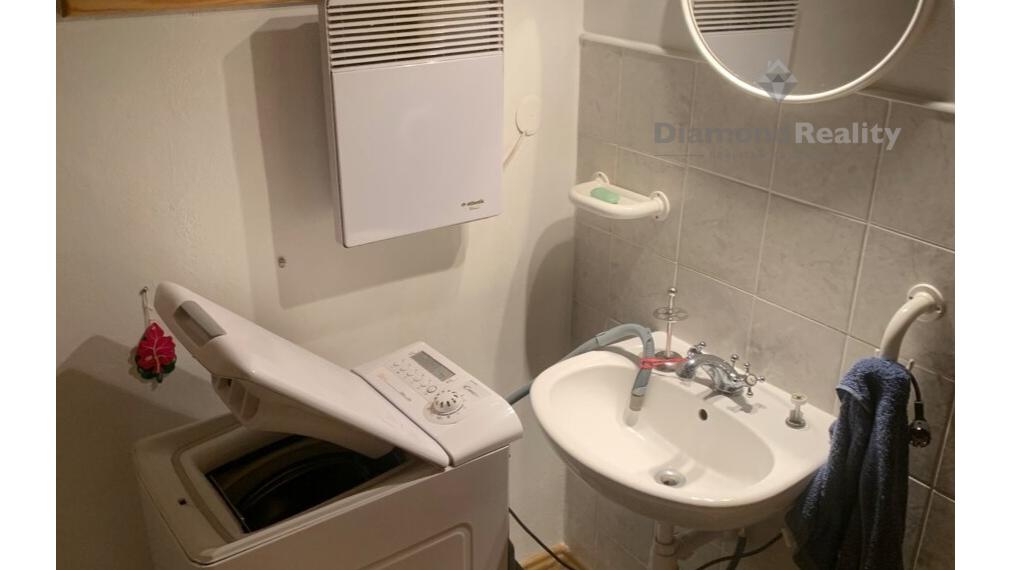 Na predaj ,Krásna murovaná chata ,Ružín