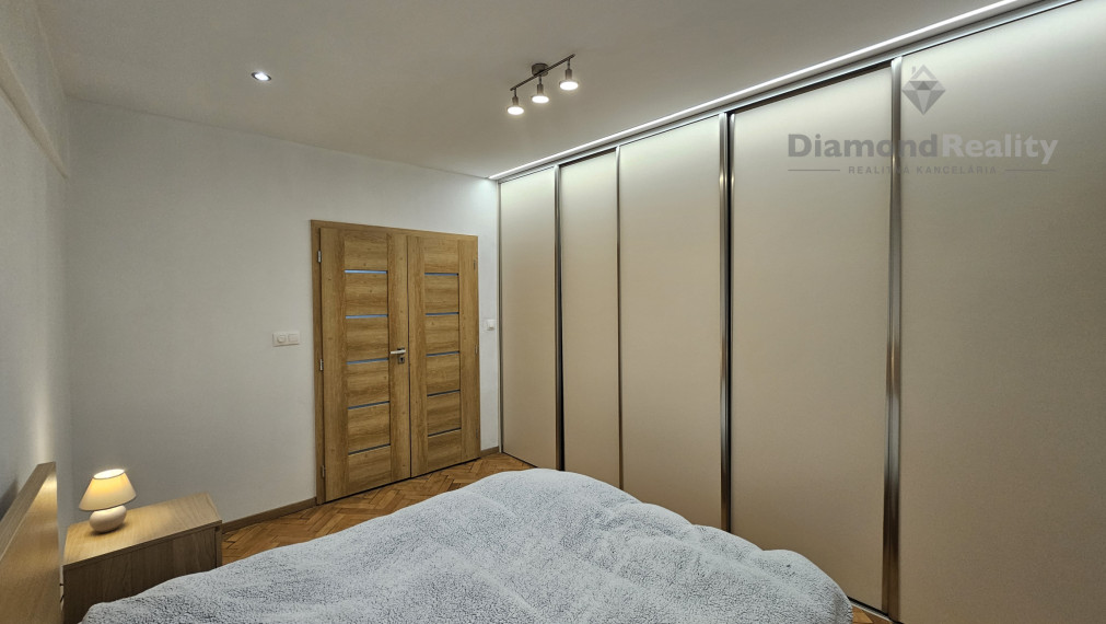 Na prenájom 2 izbový byt na ul. 17. novembra v Prešove