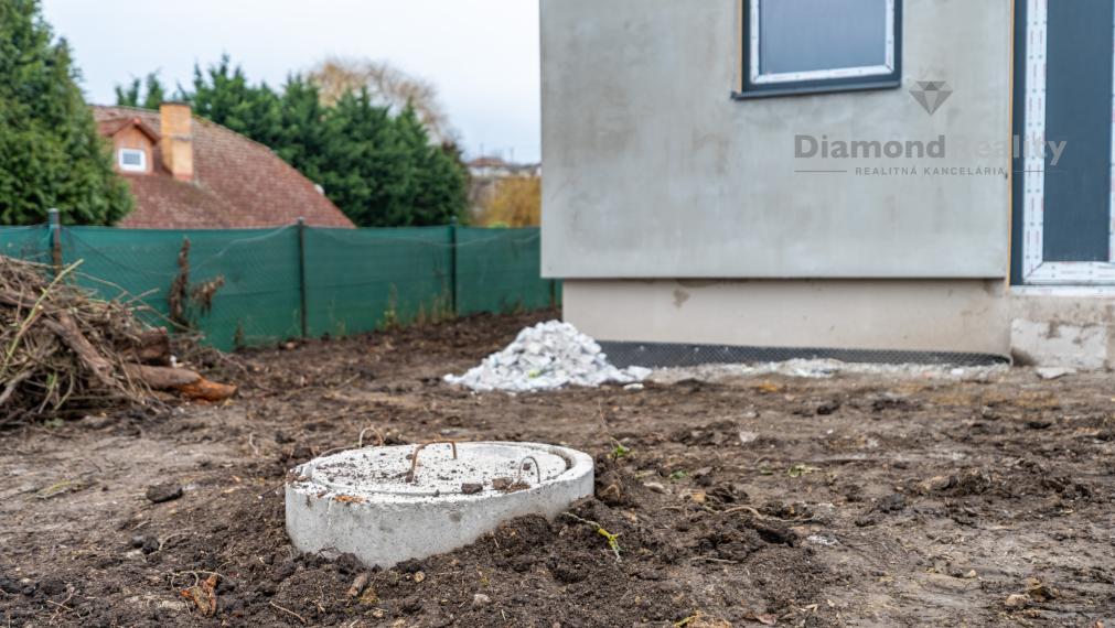 NA PREDAJ 4 IZBOVÁ NOVOSTAVBA S KRÁSNYM POZEMKOM 381m² | OBEC SEŇA | 15 MINÚT OD KOŠÍC