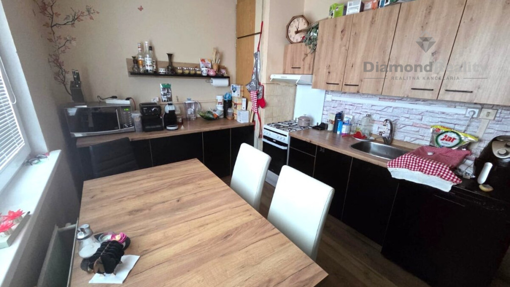 Na predaj 3 izbový byt v centre mesta  Sabinovska ul. Prešov