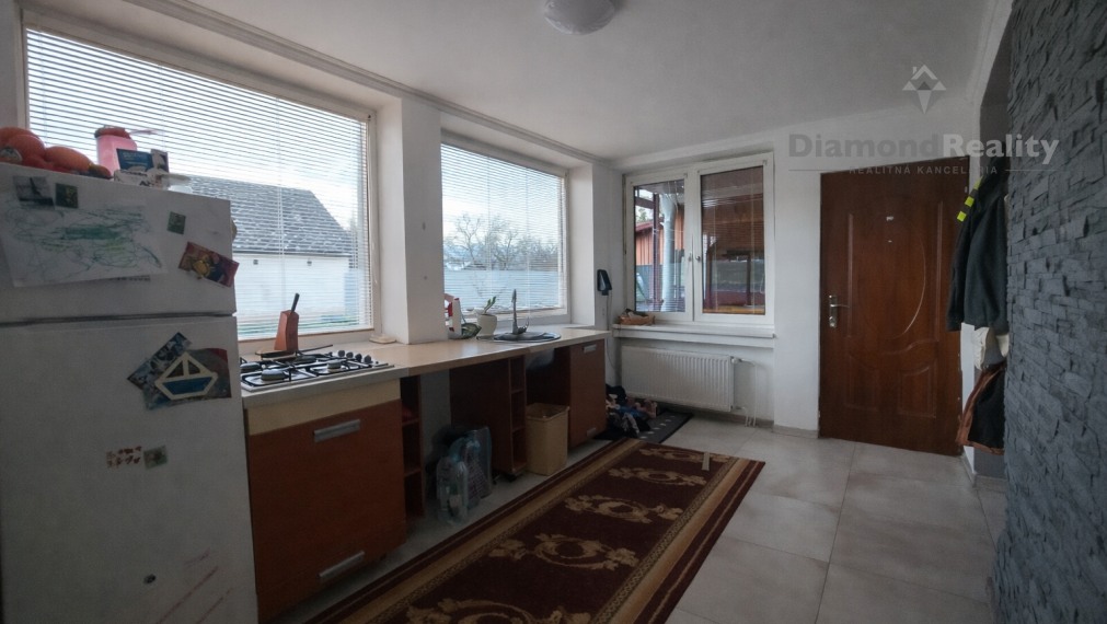 Na predaj priestranný rodinný dom, Malé Ozorovce, Trebišov