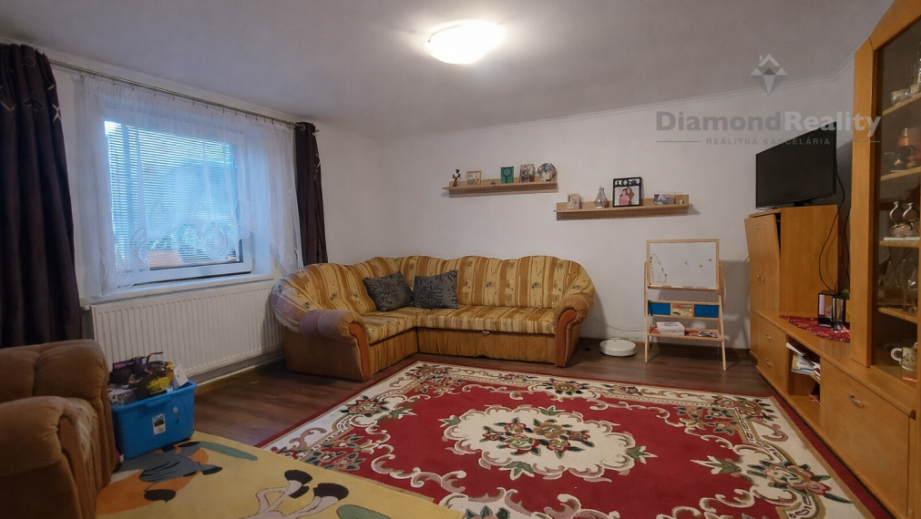 Na predaj priestranný rodinný dom, Malé Ozorovce, Trebišov