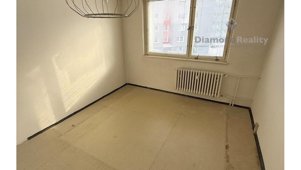 NA PREDAJ VEĽKÝ 4 IZBOVÝ BYT S BALKÓNOM | 83m² | PRAKOVCE