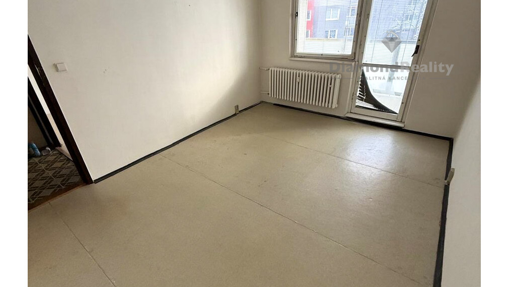 NA PREDAJ VEĽKÝ 4 IZBOVÝ BYT S BALKÓNOM | 83m² | PRAKOVCE
