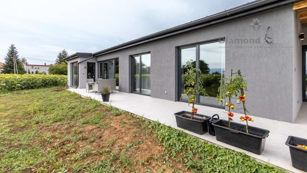 Na predaj 4 izbový rodinný dom, Haniska, Košice - okolie