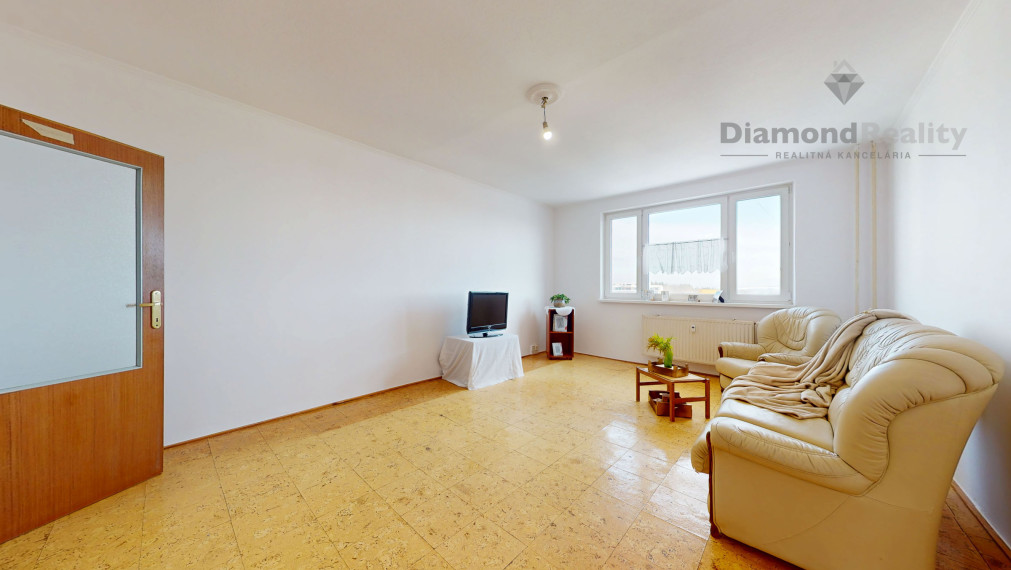 VÝNIKAJÚCA INVESTIČNÁ PRÍLEŽITOSŤ – 4-izbový byt, Košice KVP, Titogradská ulica