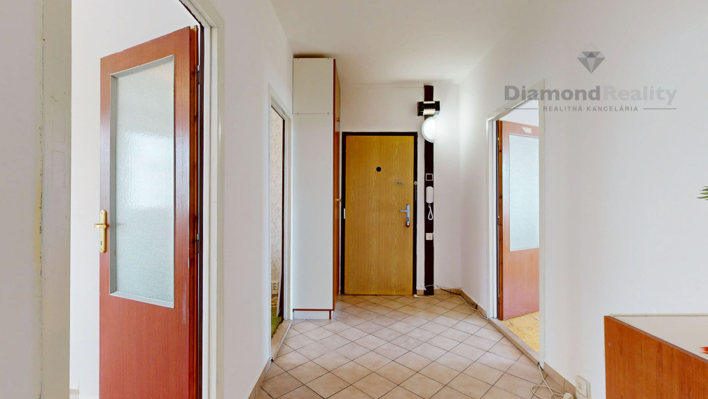 VÝNIKAJÚCA INVESTIČNÁ PRÍLEŽITOSŤ – 4-izbový byt, Košice KVP, Titogradská ulica