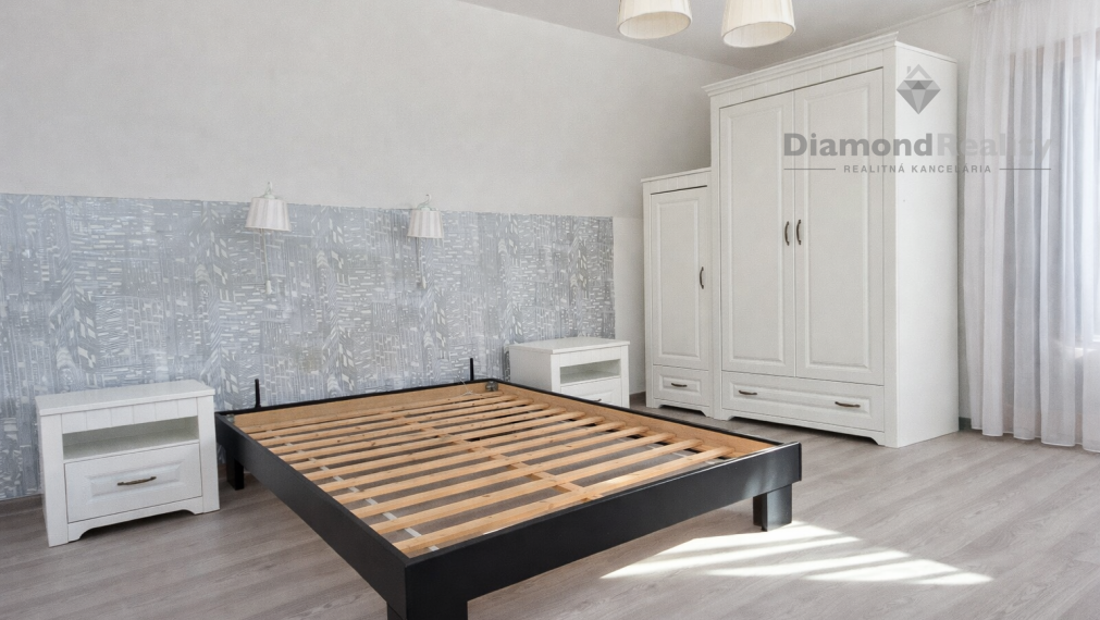 Na predaj priestranný rodinný dom, Valaliky, Košice - okolie