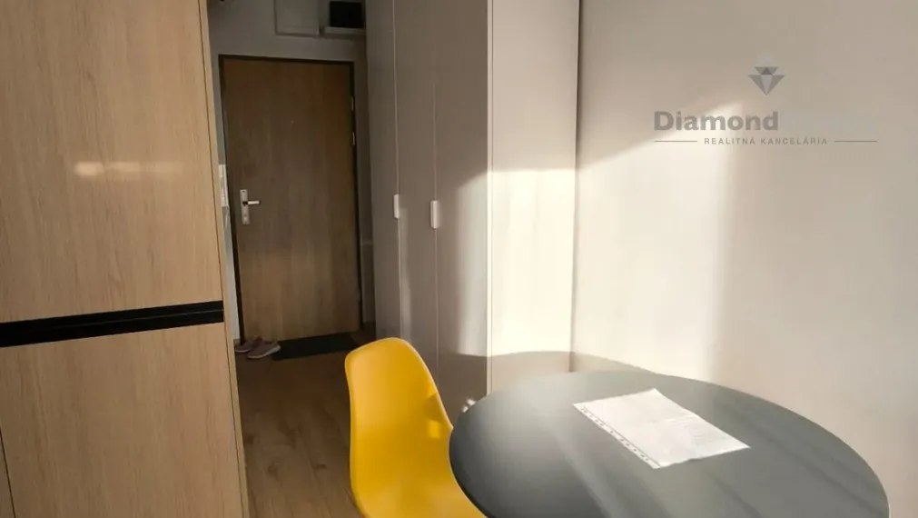 Na prenájom prerobená garsonka, ul. Teplická, Piešťany