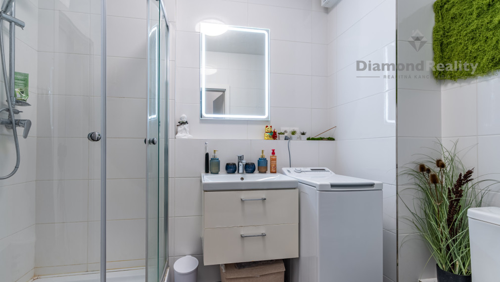 NA PREDAJ MODERNÝ 2-IZBOVÝ BYT | ZELENÁ STRÁŇ