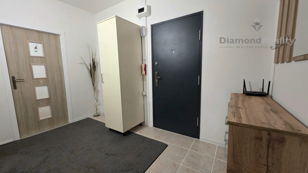 Na predaj 3 izbový byt na ulici Berlínska, Košice - Sídlisko Ťahanovce