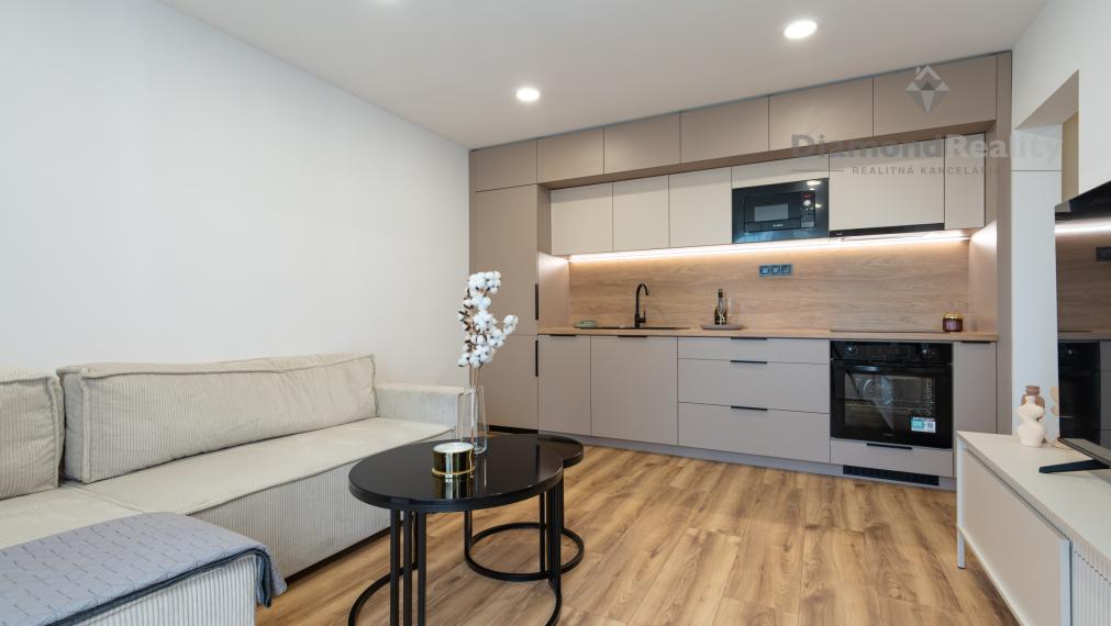 Na predaj 1,5 izbový byt po kompletnej rekonštrukcii, Sofijska ulica, Košice - Sídlisko Ťahanovce