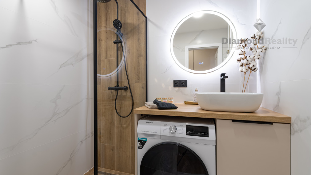 Na predaj 1,5 izbový byt po kompletnej rekonštrukcii, Sofijska ulica, Košice - Sídlisko Ťahanovce