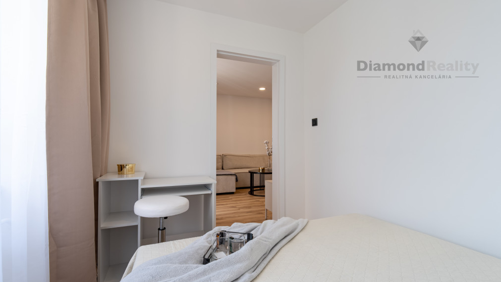 Na predaj 1,5 izbový byt po kompletnej rekonštrukcii, Sofijska ulica, Košice - Sídlisko Ťahanovce