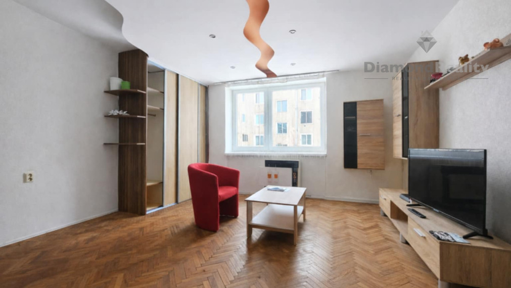 Na predaj 2 izbový byt, ulica Zlatá, Vargove pole, Rožňava