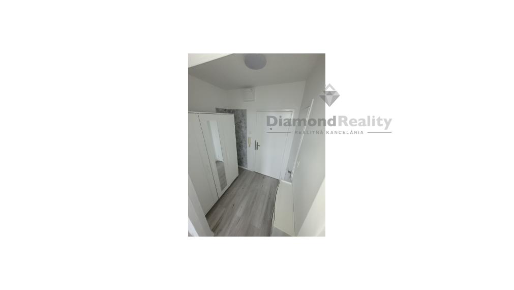 Na prenájom nový vybavený 1 izbový byt, Clementisova, Trnava