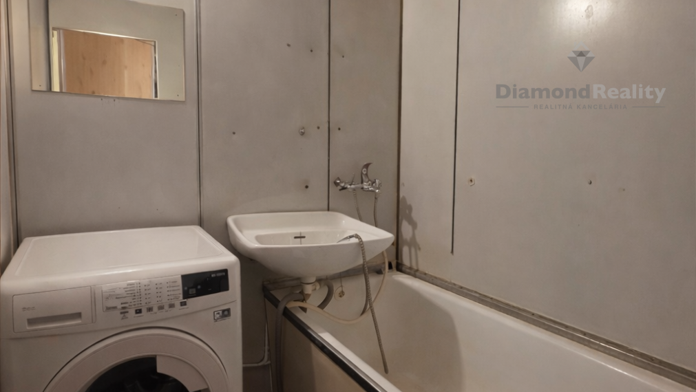 Ponúkame na predaj menší 2 izbový byt - Užhorodská, Košice - Juh