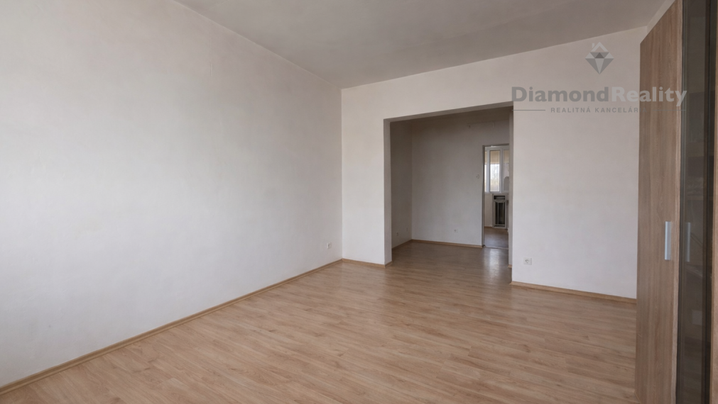 Ponúkame na predaj menší 2 izbový byt - Užhorodská, Košice - Juh