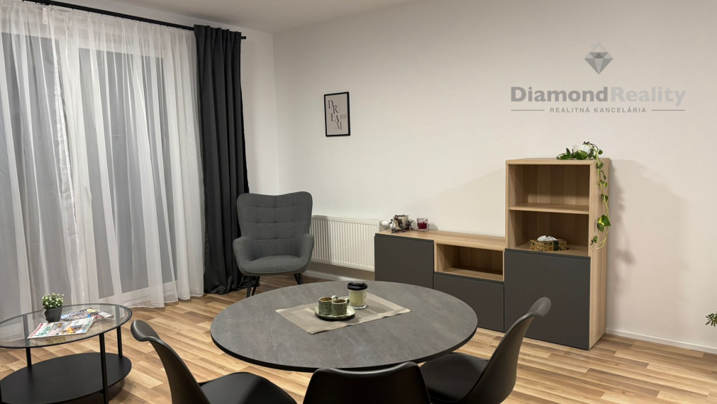 Na prenájom nový zariadený 1 izbový byt balkón Sadová Senica