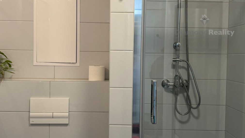 Na prenájom nový zariadený 1 izbový byt balkón Sadová Senica