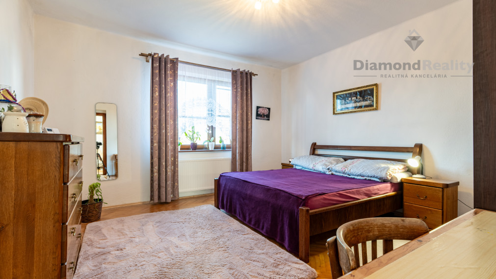 NA PREDAJ DVOJPODLAŽNÝ RODINNÝ DOM LEN 15 KM OD KOŠÍC | POZEMOK 1 501 m2 | NIŽNÁ MYŠĽA