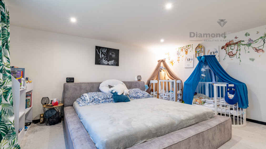 NA PREDAJ DVOJPODLAŽNÝ RODINNÝ DOM LEN 15 KM OD KOŠÍC | POZEMOK 1 501 m2 | NIŽNÁ MYŠĽA