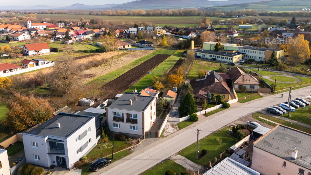 Bývajte a podnikajte v malebnej obci v centre obce Výčapy-Opatovce