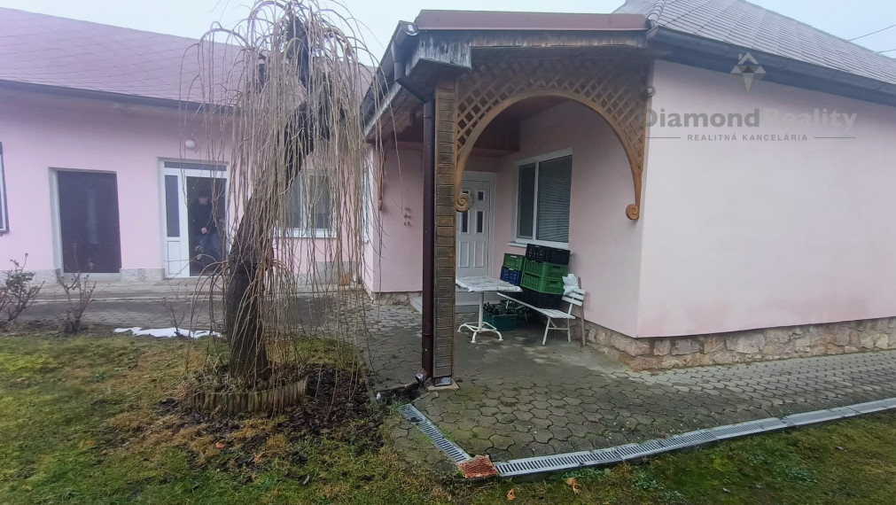 🏡 EXKLUZÍVNA PONUKA – Rodinný dom na predaj v malebnej obci Kolíňany