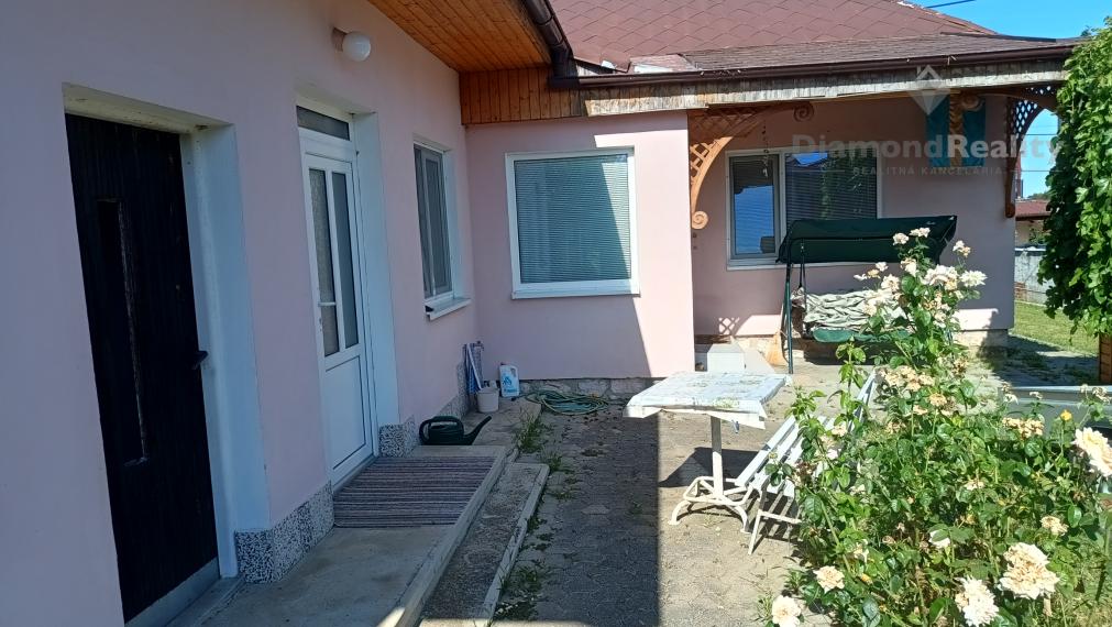 🏡 EXKLUZÍVNA PONUKA – Rodinný dom na predaj v malebnej obci Kolíňany