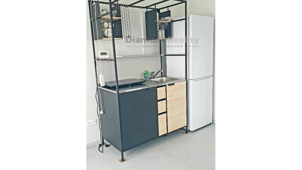 Na prenájom: Moderný domček v štýle Tiny House – Nitra