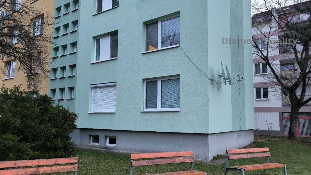 Na predaj čiast. prerobený 1 izbový byt, Teplická, Piešťany