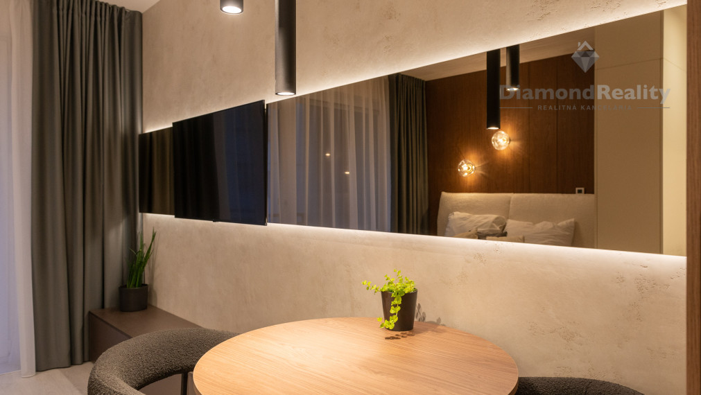 TOP ! REZIDENCIA PRI RADNICI, Novostavba 1-izb.byt, loggia, pivnica