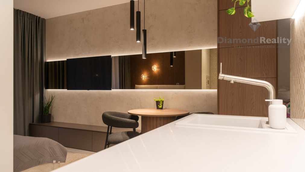 TOP ! REZIDENCIA PRI RADNICI, Novostavba 1-izb.byt, loggia, pivnica