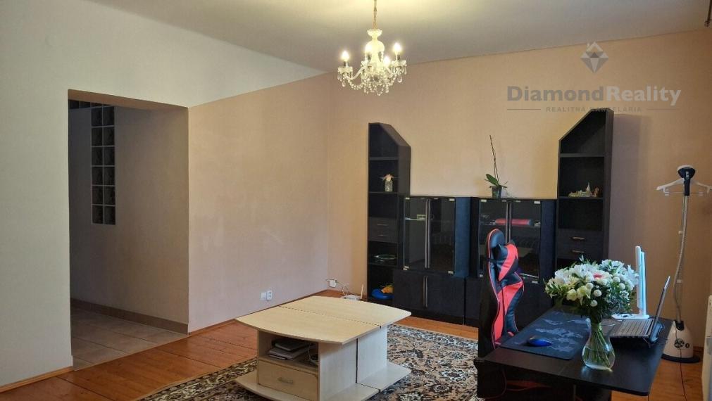 Na prenájom zariadený 2 izbový byt balkón Winterova Piešťany