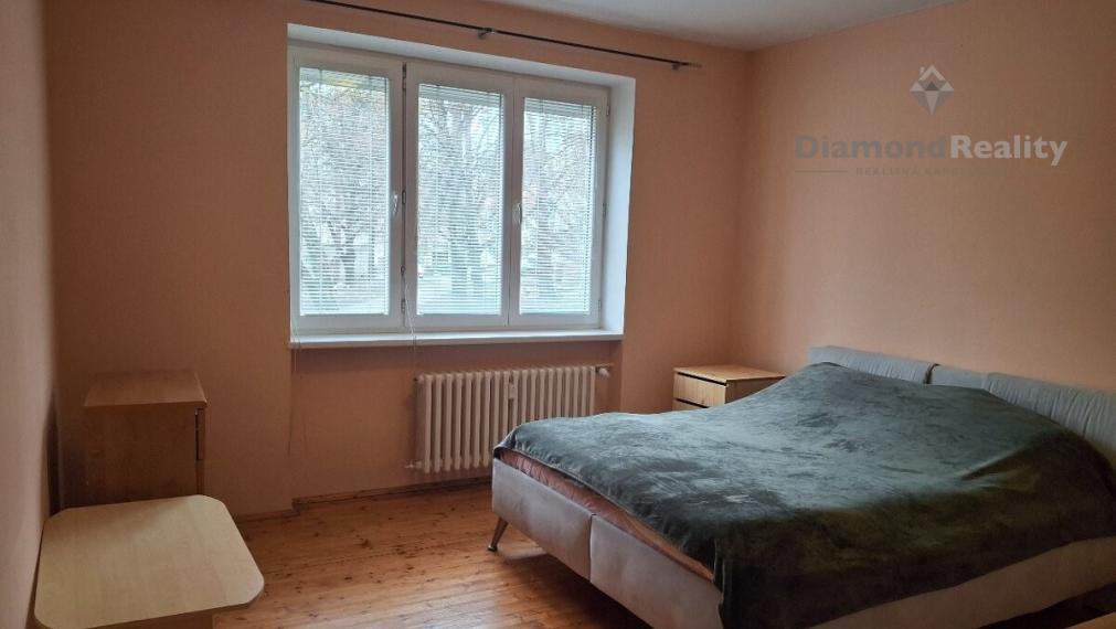 Na prenájom zariadený 2 izbový byt balkón Winterova Piešťany