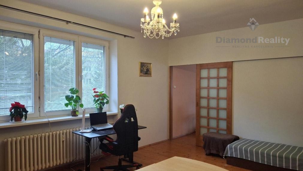 Na prenájom zariadený 2 izbový byt balkón Winterova Piešťany