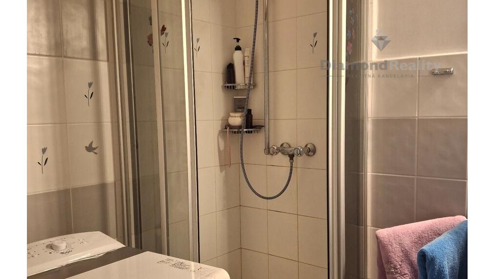 Na prenájom zariadený 2 izbový byt balkón Winterova Piešťany