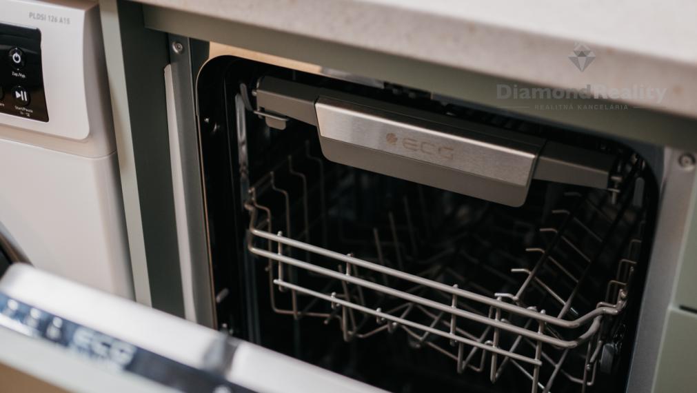 NA PREDAJ ŠTARTOVACÍ ALEBO INVESTIČNÝ BYT | 20m2 | VODÁRENSKÁ ul.