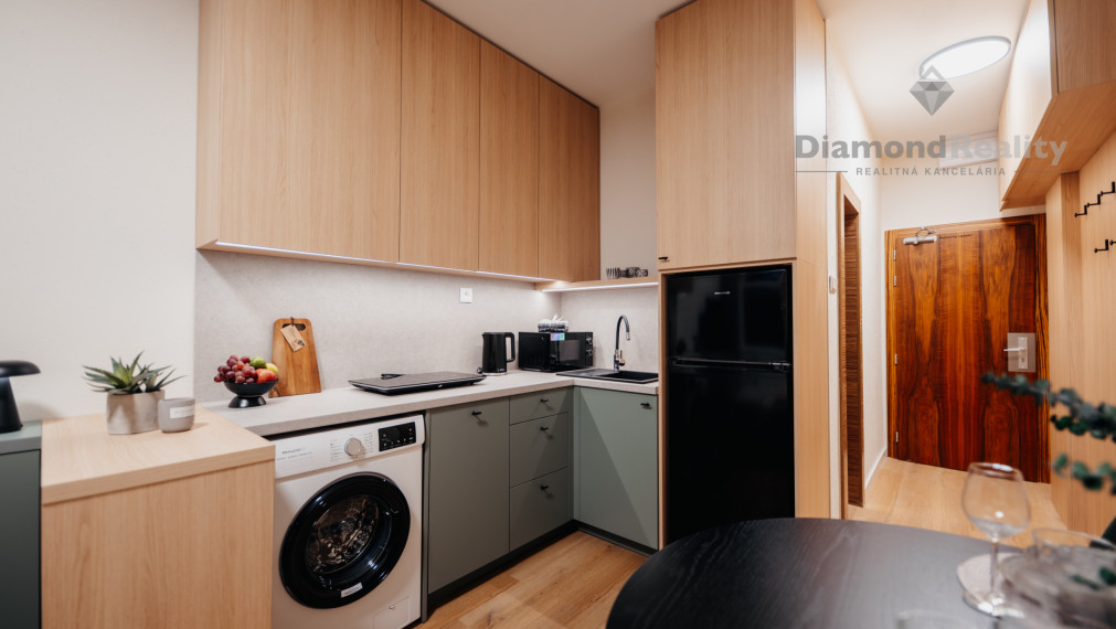 FOR SALE: STARTER OR INVESTMENT APARTMENT | 20 m² | VODÁRENSKÁ STREET