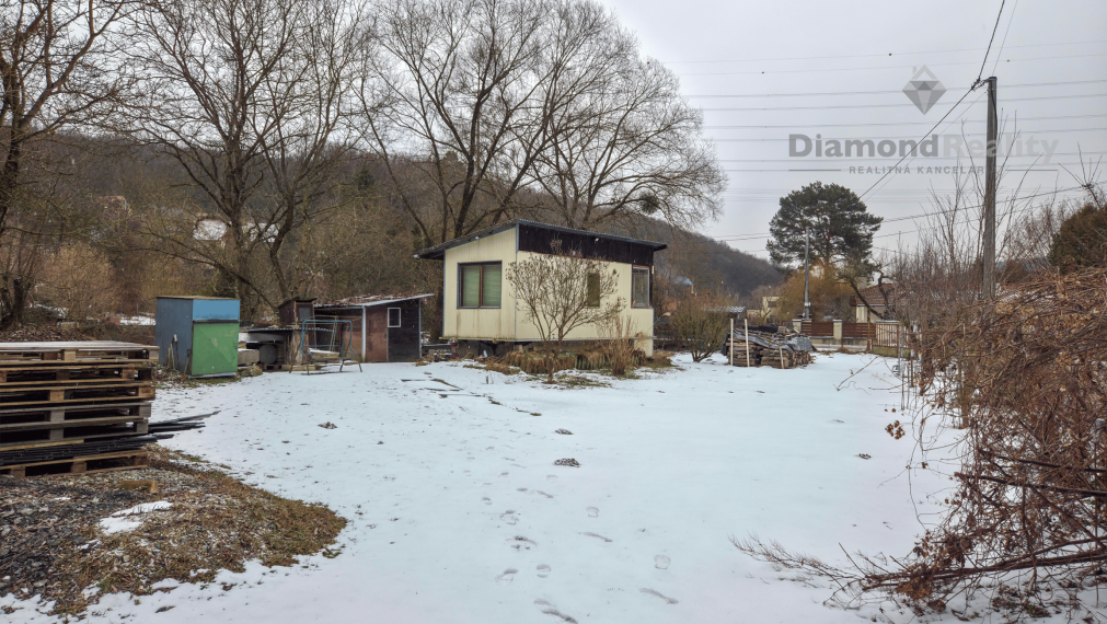 NA PREDAJ POZEMOK BLÍZKO KOŠÍC - MYSLAVA | 791m² | kú BAŠKA